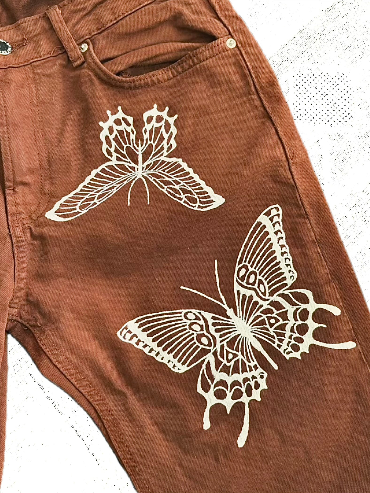 BUTTERFLY CAPRI’S