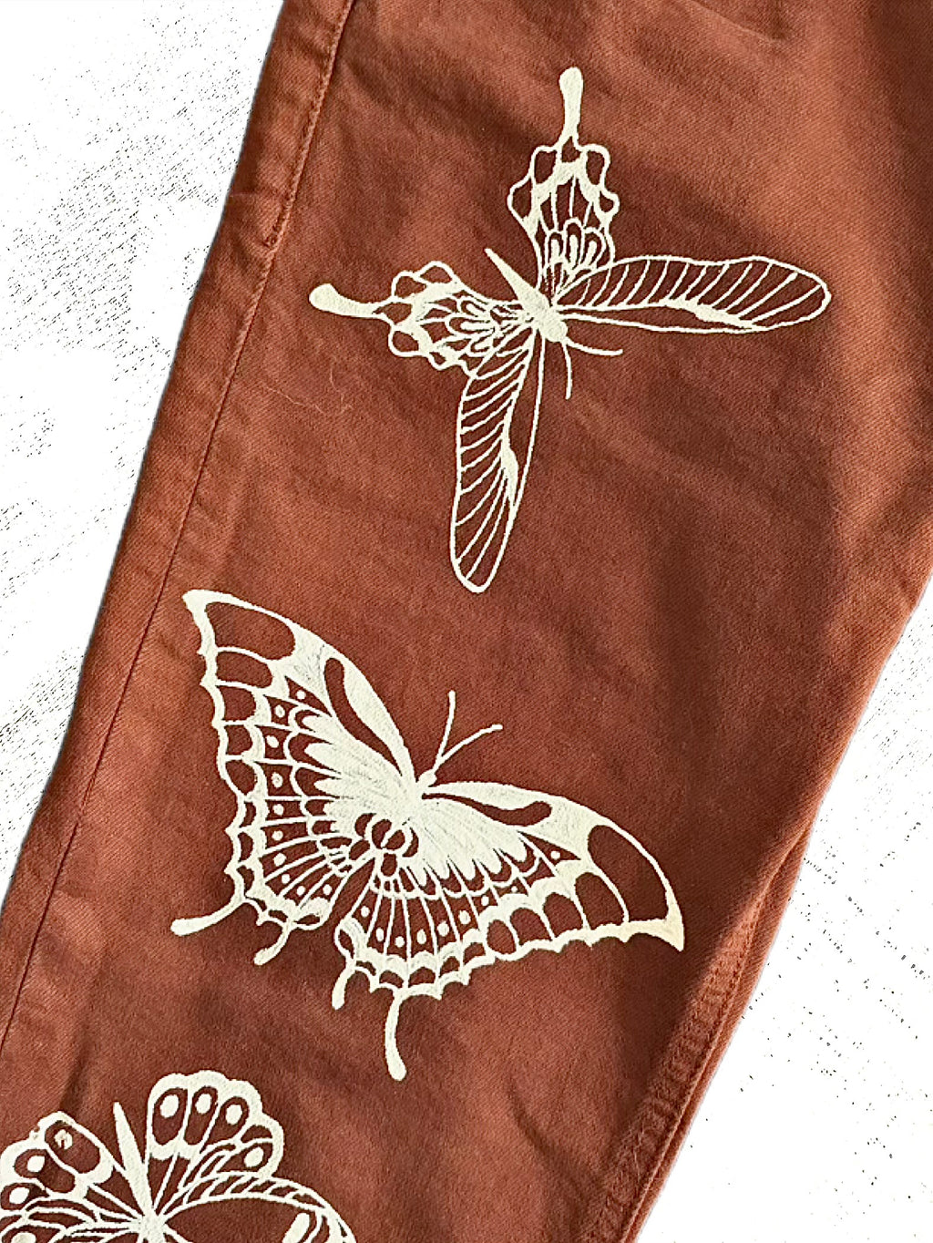 BUTTERFLY CAPRI’S