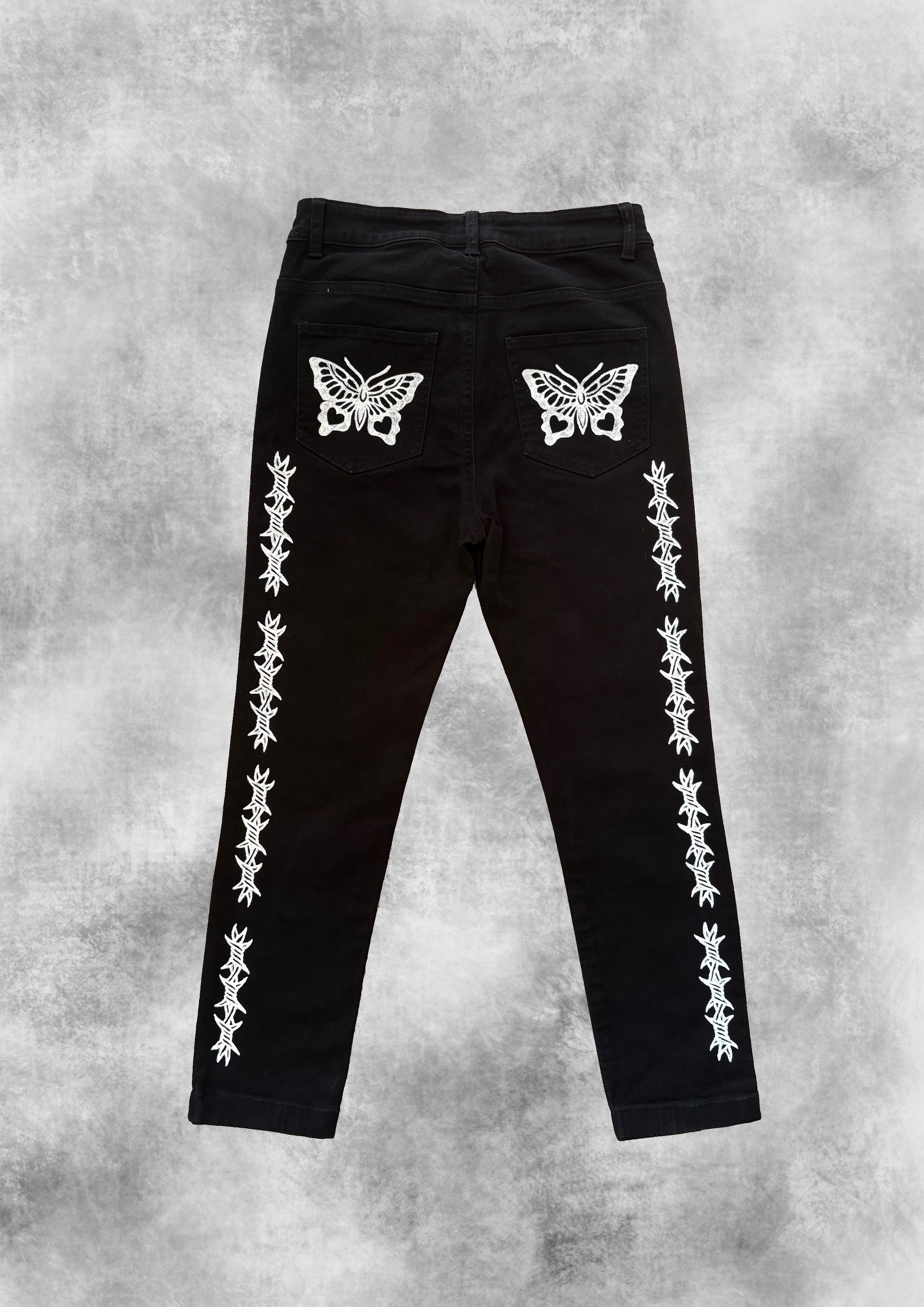 MANY CRITTER JEANS