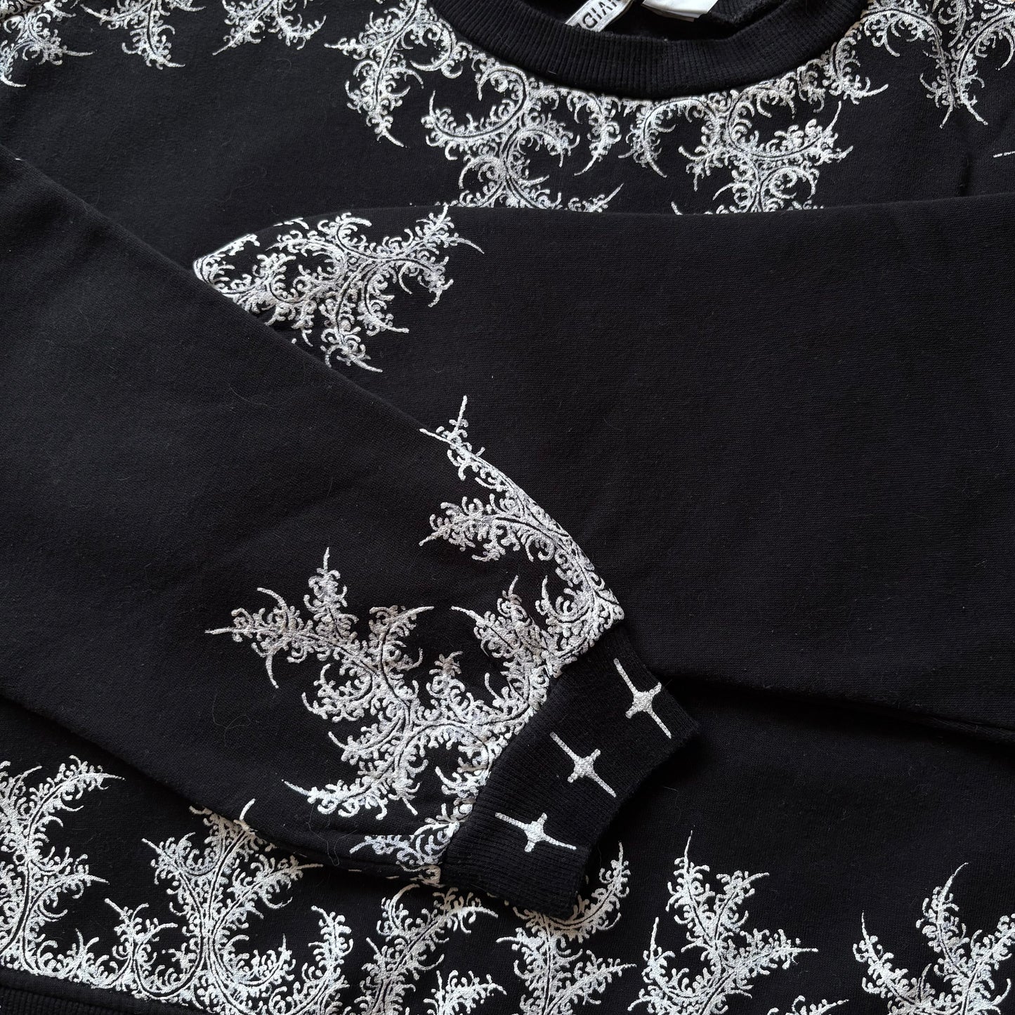 Dead Angel Hand-Painted Cropped Sweatshirt – XS